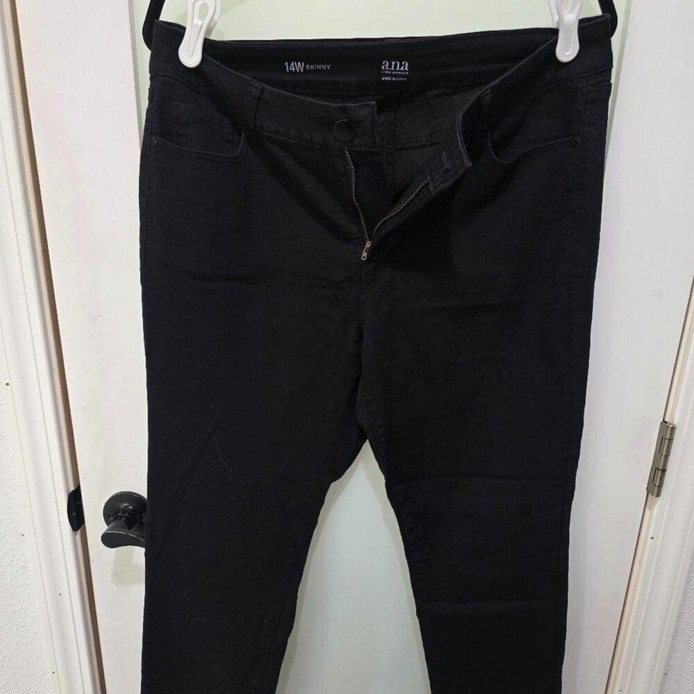 a.n.a Black Skinny Jeans – Size 14W